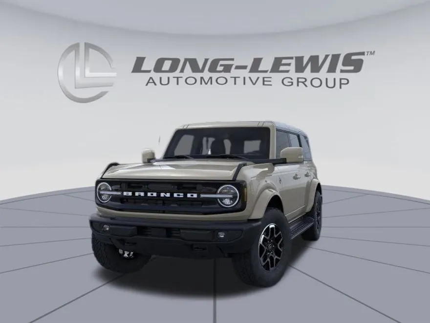 2025 Ford Bronco Outer Banks photo 1