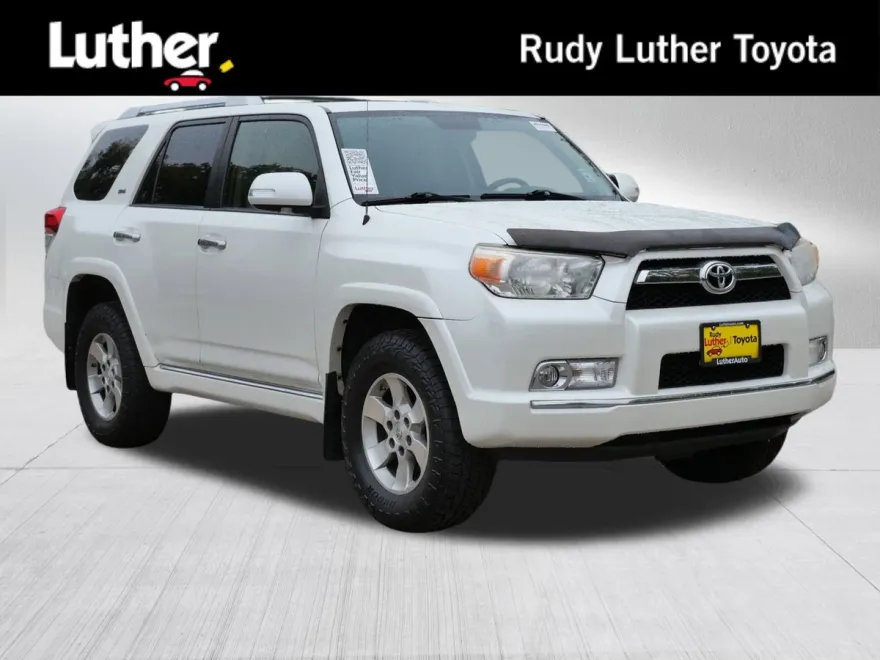 2013 Toyota 4Runner SR5 4WD photo 1