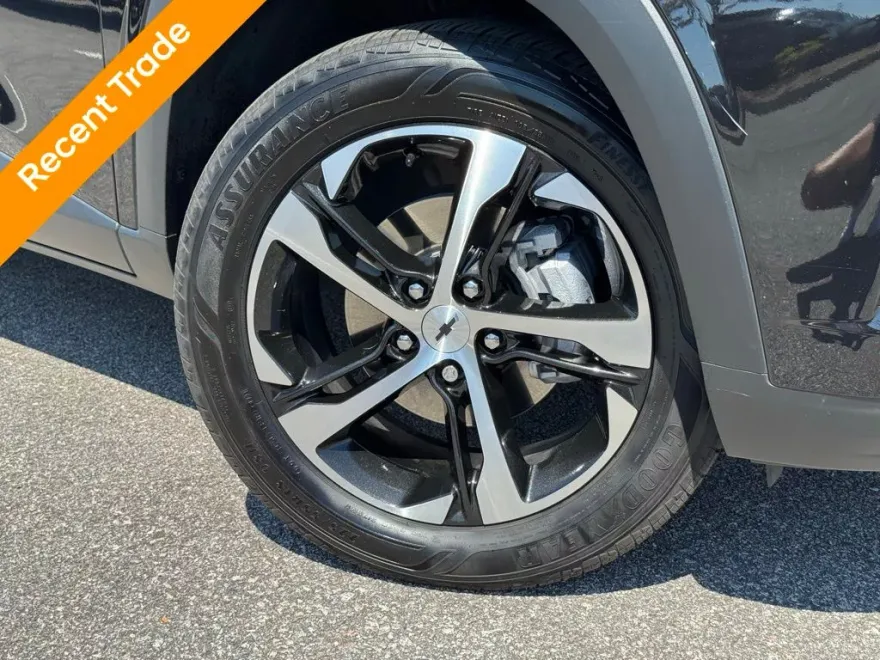 2024 Chevrolet Trax photo 1