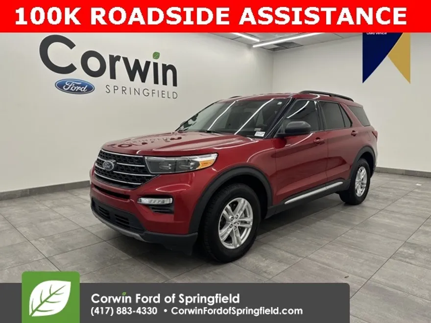 2023 Ford Explorer XLT photo 1