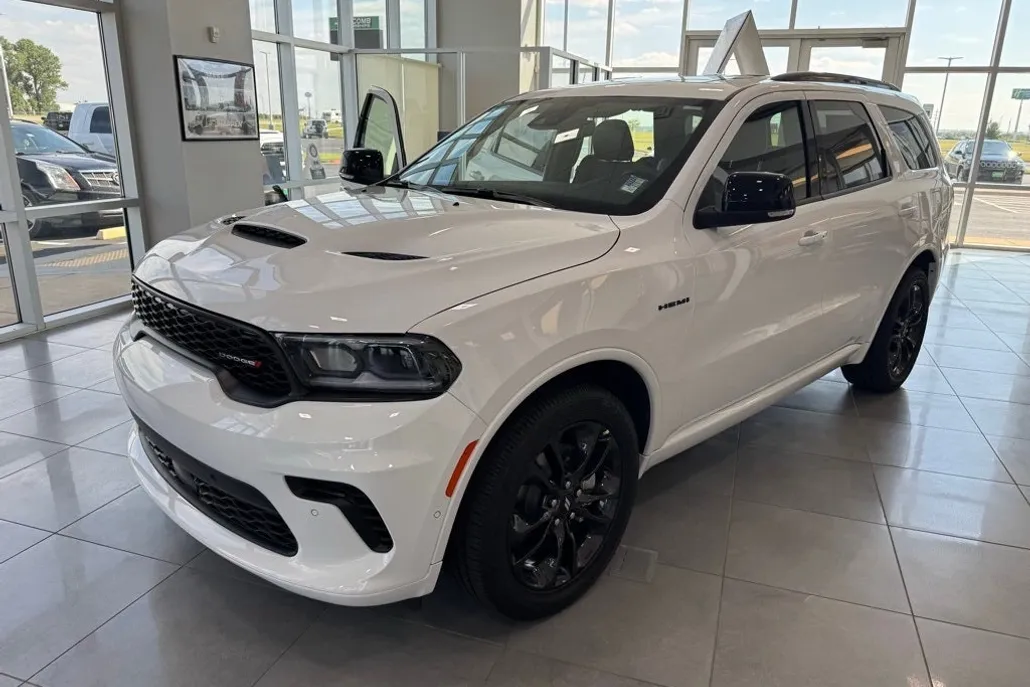 2025 Dodge Durango R/T Plus photo 1