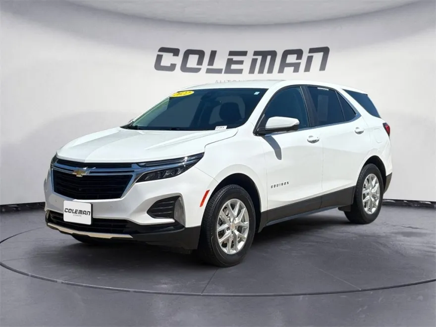 2022 Chevrolet Equinox LT photo 1