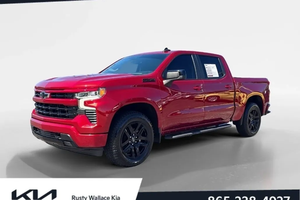 2023 Chevrolet Silverado RST photo 1