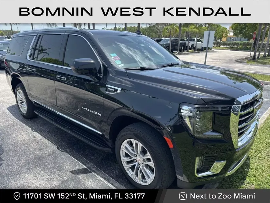 2023 Gmc Yukon XL SLT photo 1