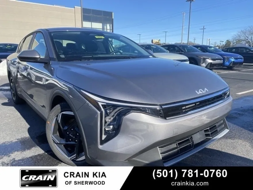 2025 Kia K4 EX photo 1