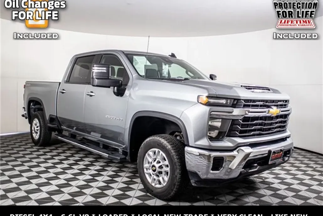 2024 Chevrolet Silverado 2500HD LT photo 1