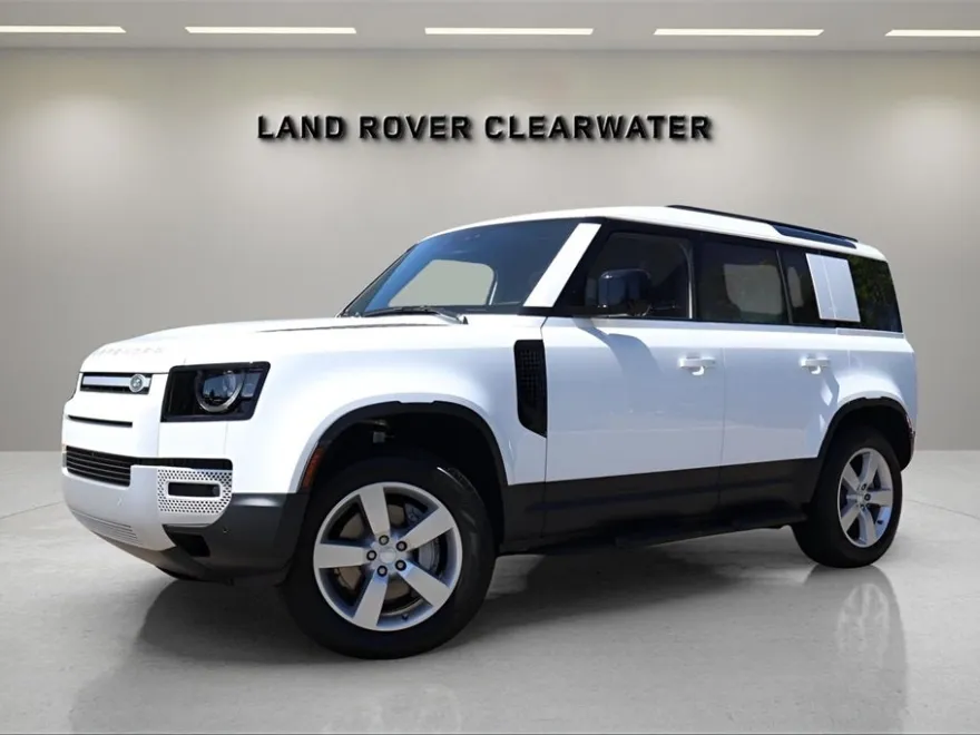2025 Land Rover Defender 110 S photo 1