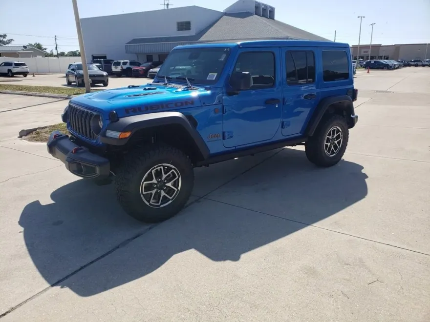2025 Jeep Wrangler Rubicon photo 1