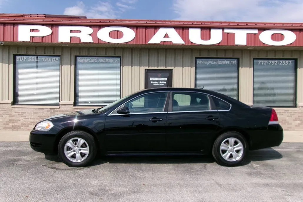 2013 Chevrolet Impala LS photo 1