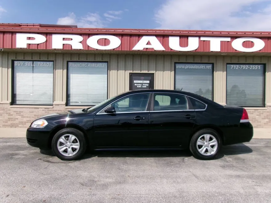2013 Chevrolet Impala LS photo 1