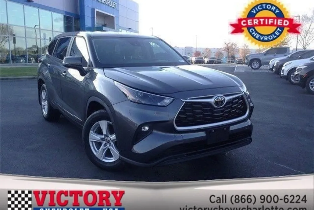2023 Toyota Highlander L photo 1