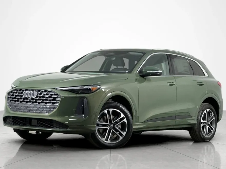 2025 Audi Q5 Premium TFSI photo 1