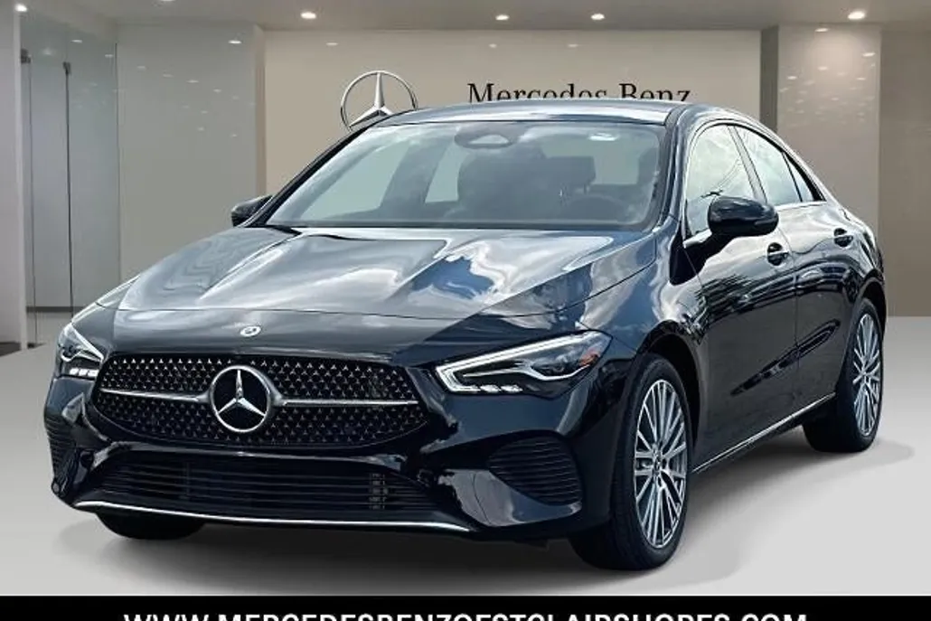2025 Mercedes Benz CLA 250 4MATIC photo 1