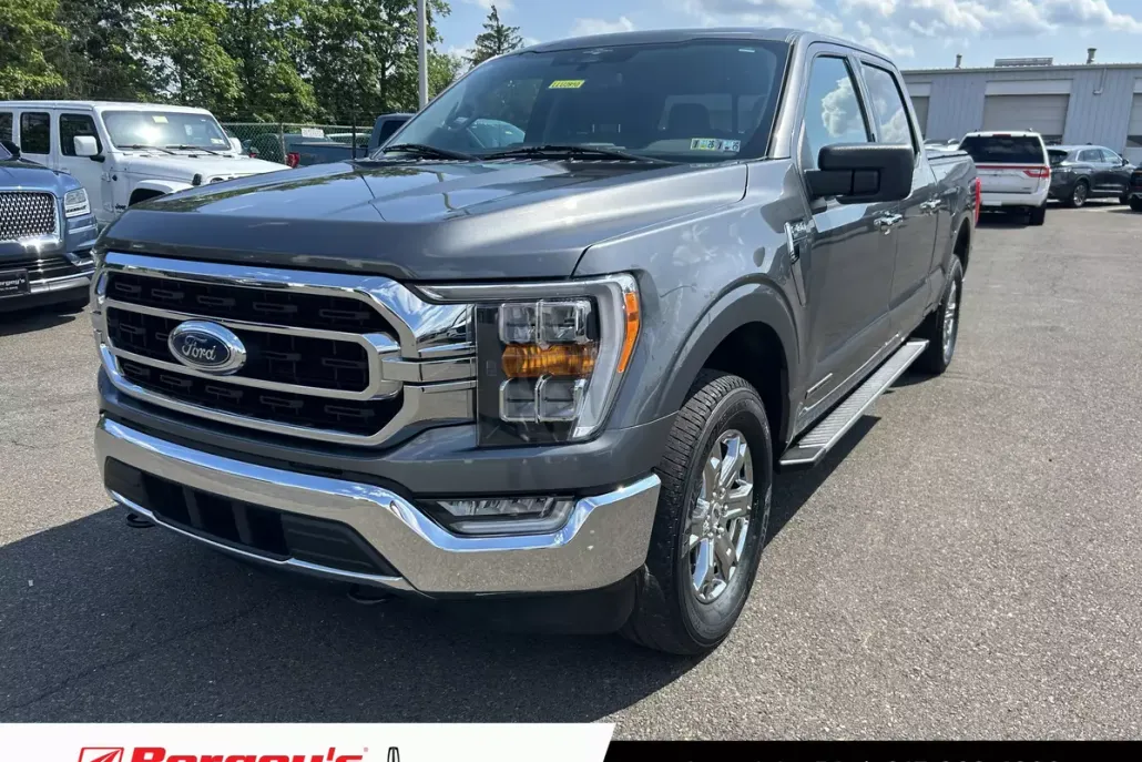 2023 Ford F-150 XLT photo 1