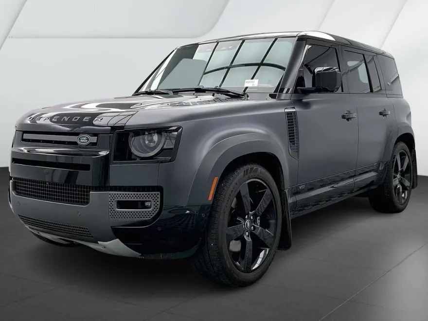 2023 Land Rover Defender V8 photo 1