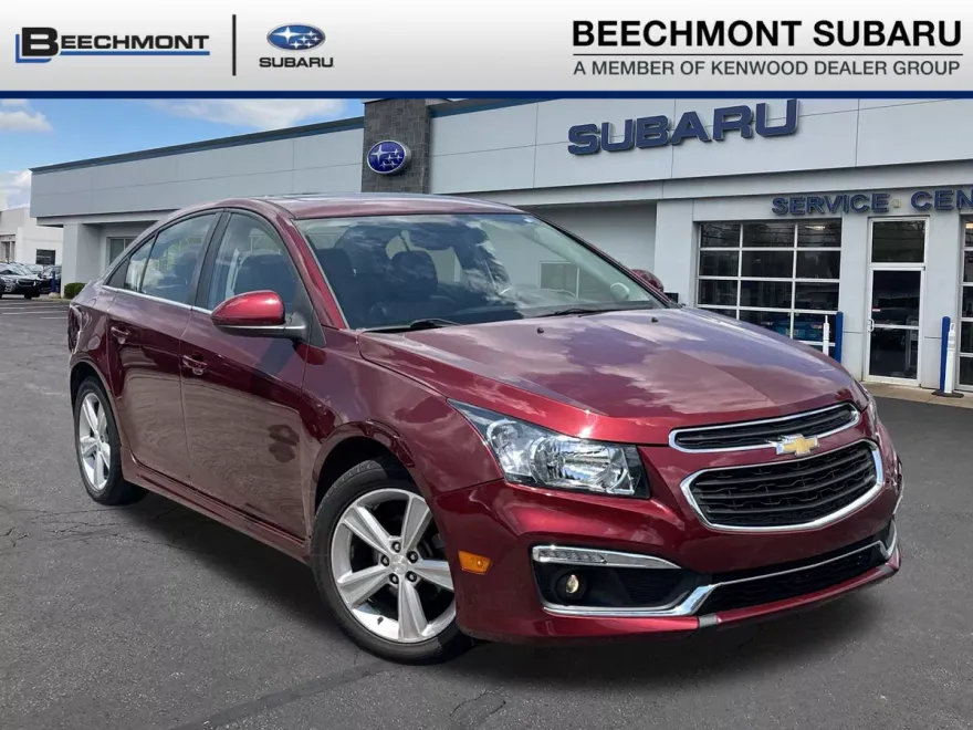 2016 Chevrolet Cruze photo 1