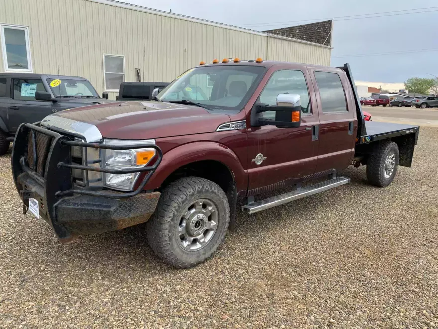 2016 Ford F-250 Lariat photo 1