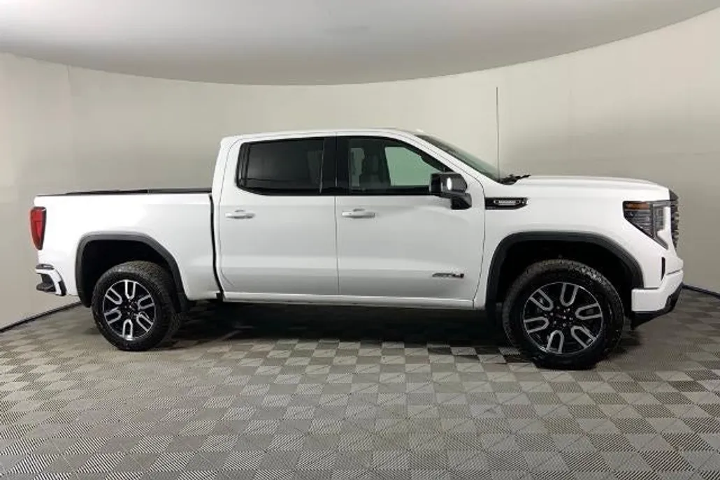 2025 Gmc Sierra 1500 AT4 photo 1