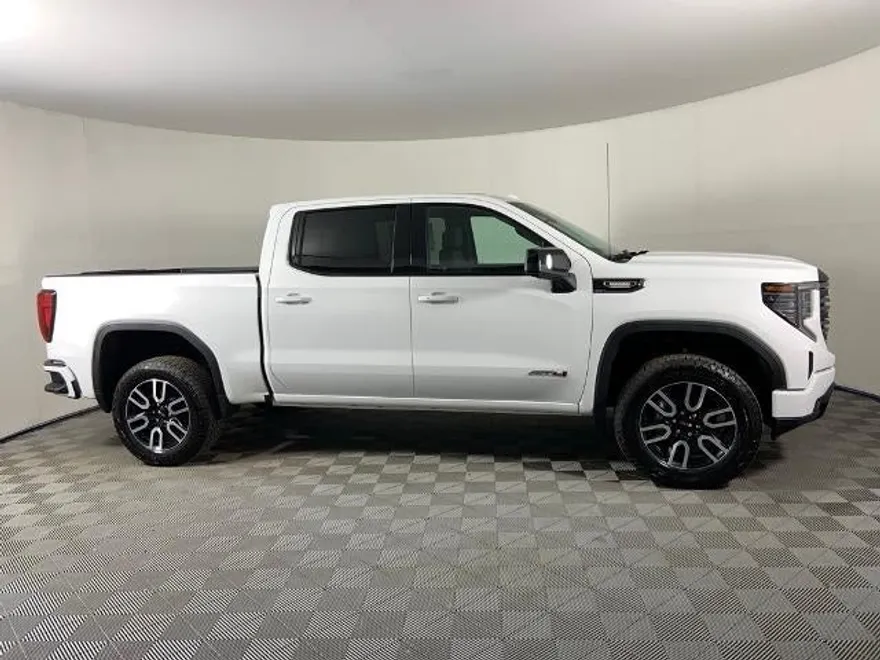 2025 Gmc Sierra 1500 AT4 photo 1