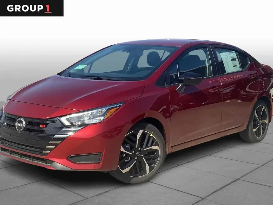 2025 Nissan Versa S photo 1