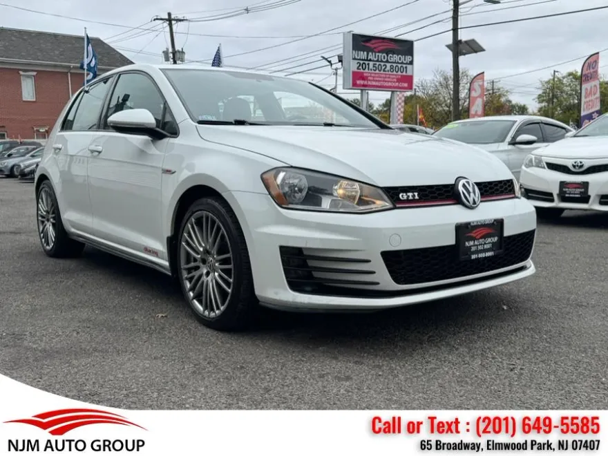 2016 Volkswagen Golf GTI SE photo 1