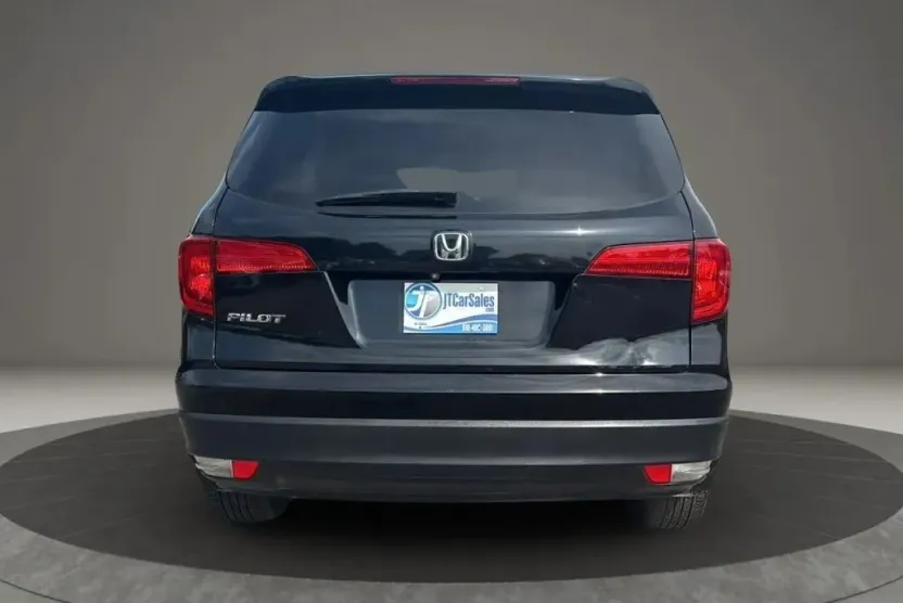 2016 Honda Pilot EX-L Sport photo 1