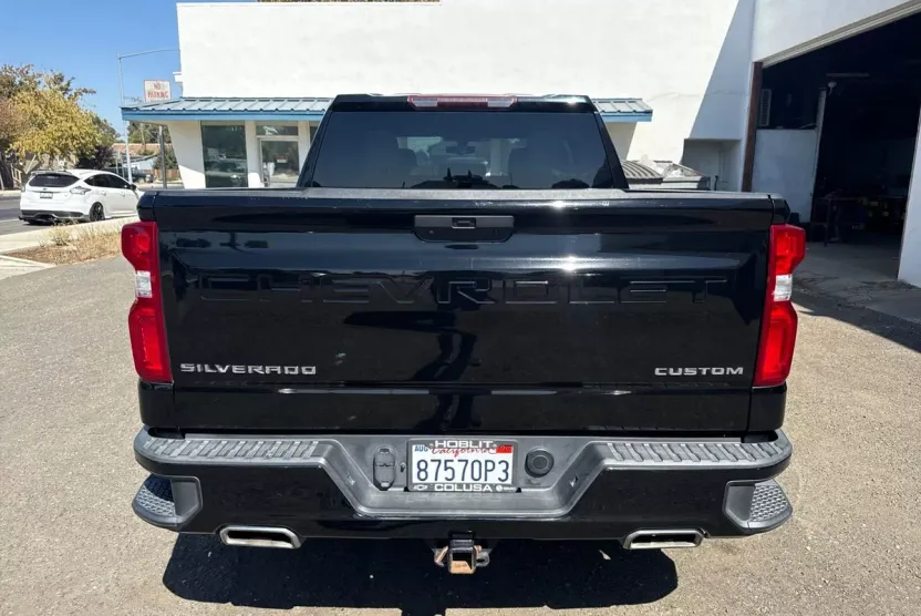 2019 Chevrolet Silverado 1500 Custom photo 1