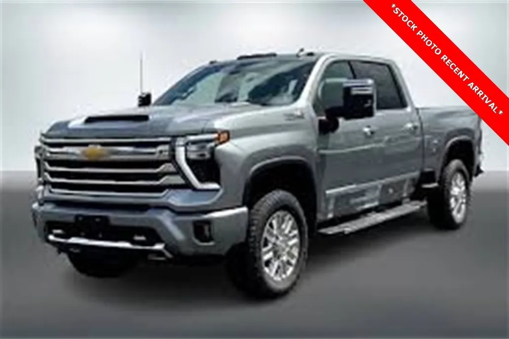 2025 Chevrolet Silverado 3500HD LTZ photo 1