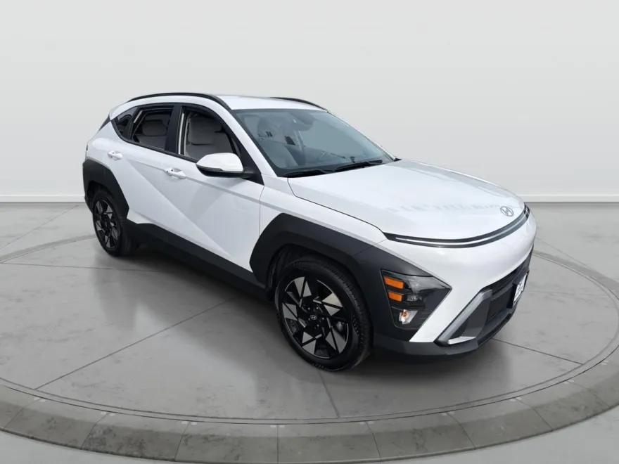 2025 Hyundai Kona SEL photo 1