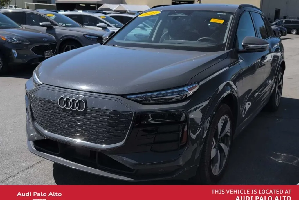 2025 Audi Q6 E-tron Premium Plus photo 1