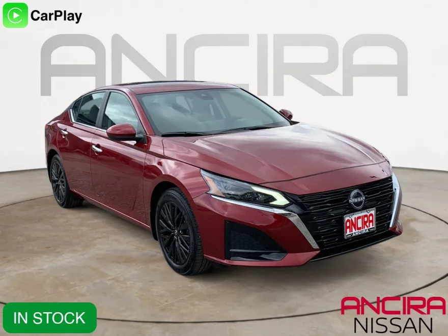 2025 Nissan Altima SV photo 1
