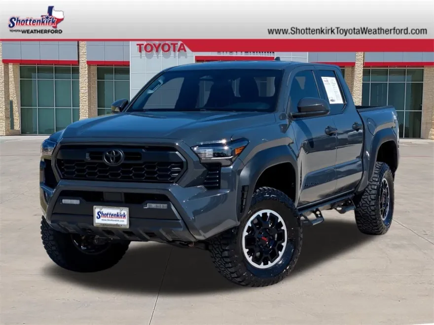 2024 Toyota Tacoma TRD Off-Road photo 1