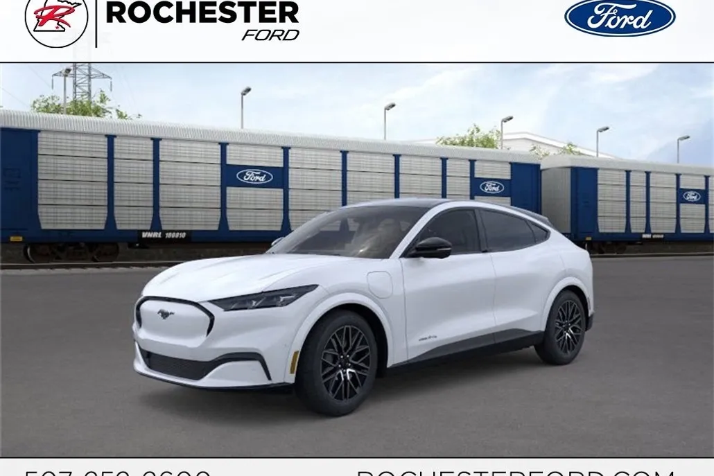 2025 Ford Mustang Mach-E Premium photo 1