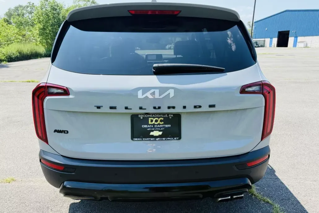 2022 Kia Telluride SX photo 1