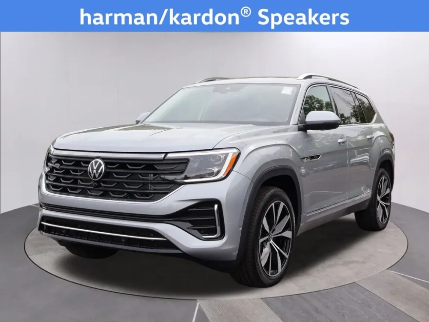 2025 Volkswagen Atlas SEL Premium R-Line photo 1