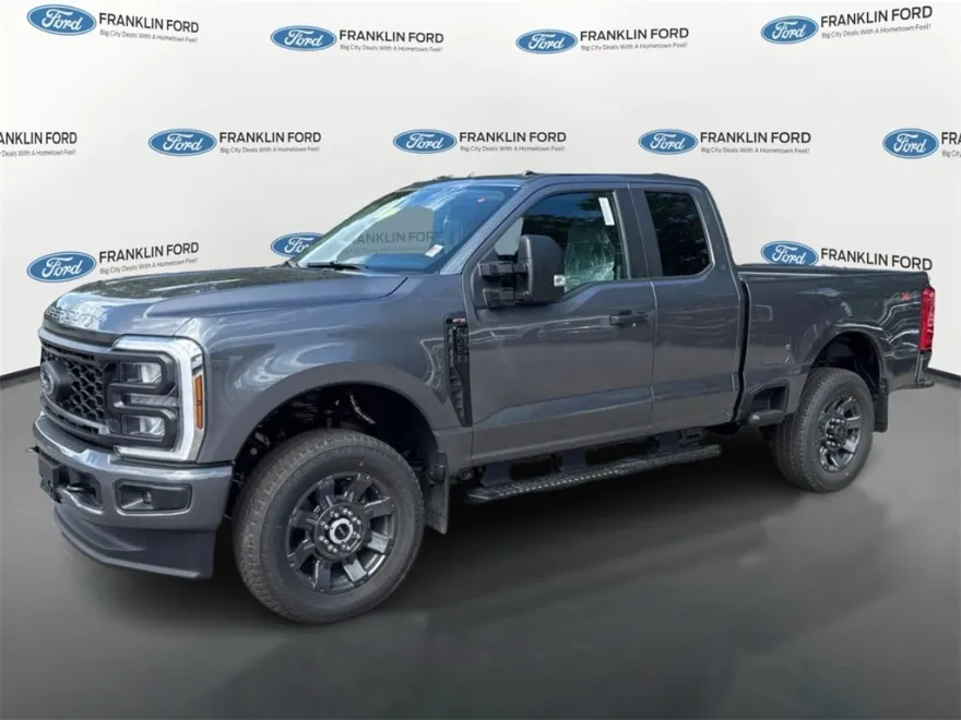 2026 Ford F-350 photo 1