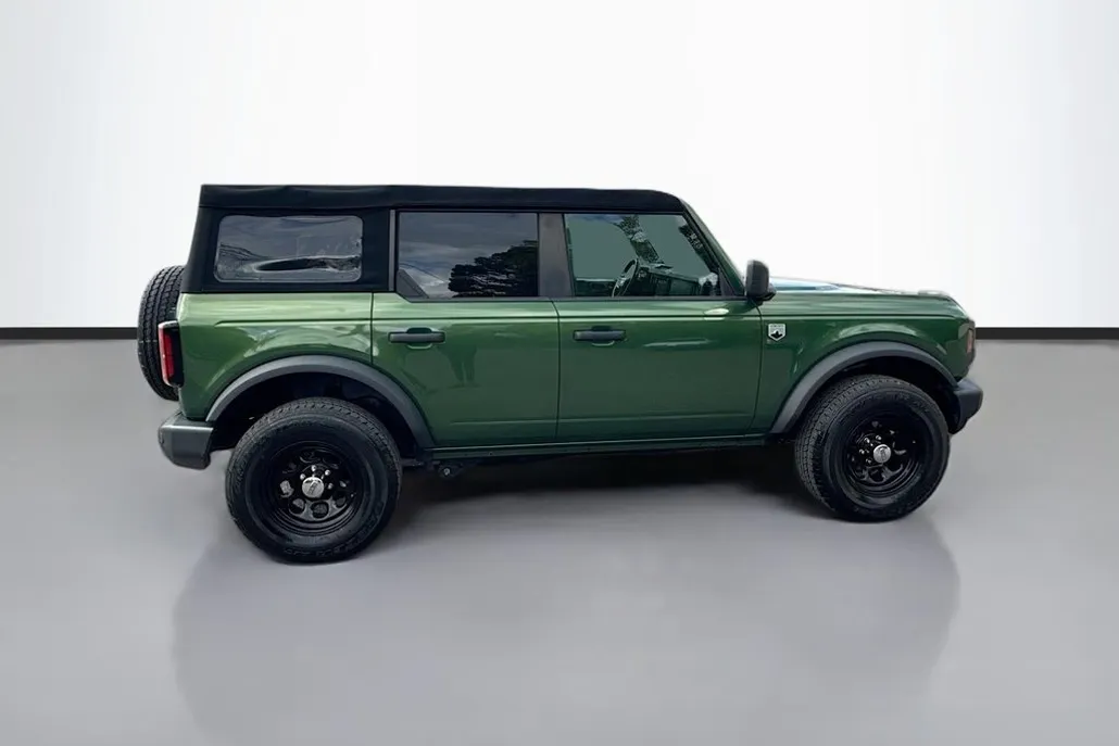 2023 Ford Bronco Big Bend photo 1