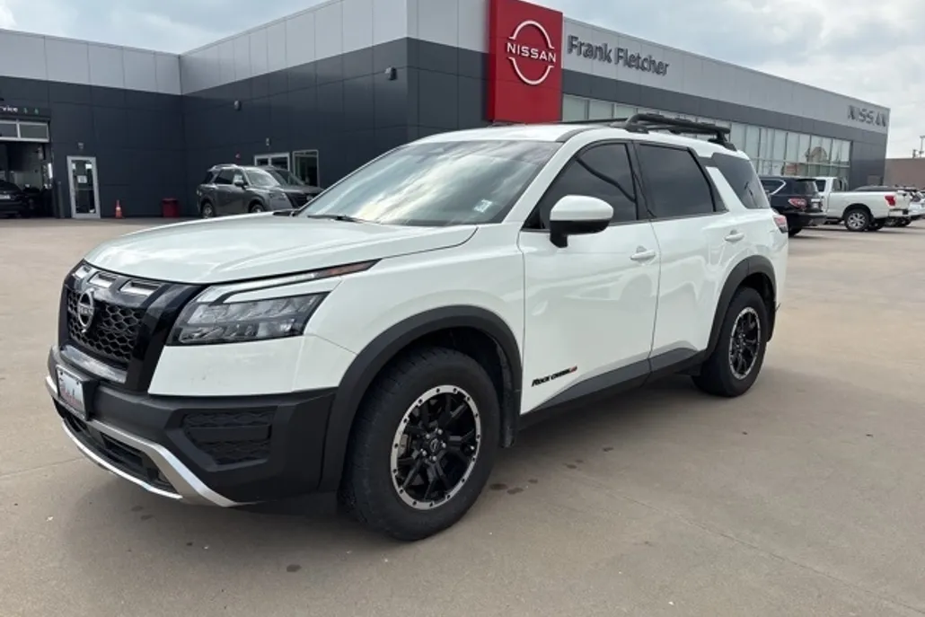 2024 Nissan Pathfinder Rock Creek photo 1