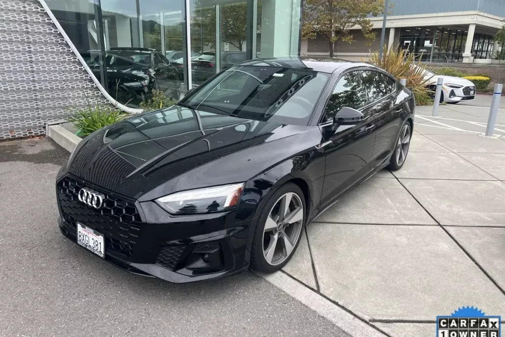 2021 Audi A5 45 S line Premium Plus Quattro photo 1