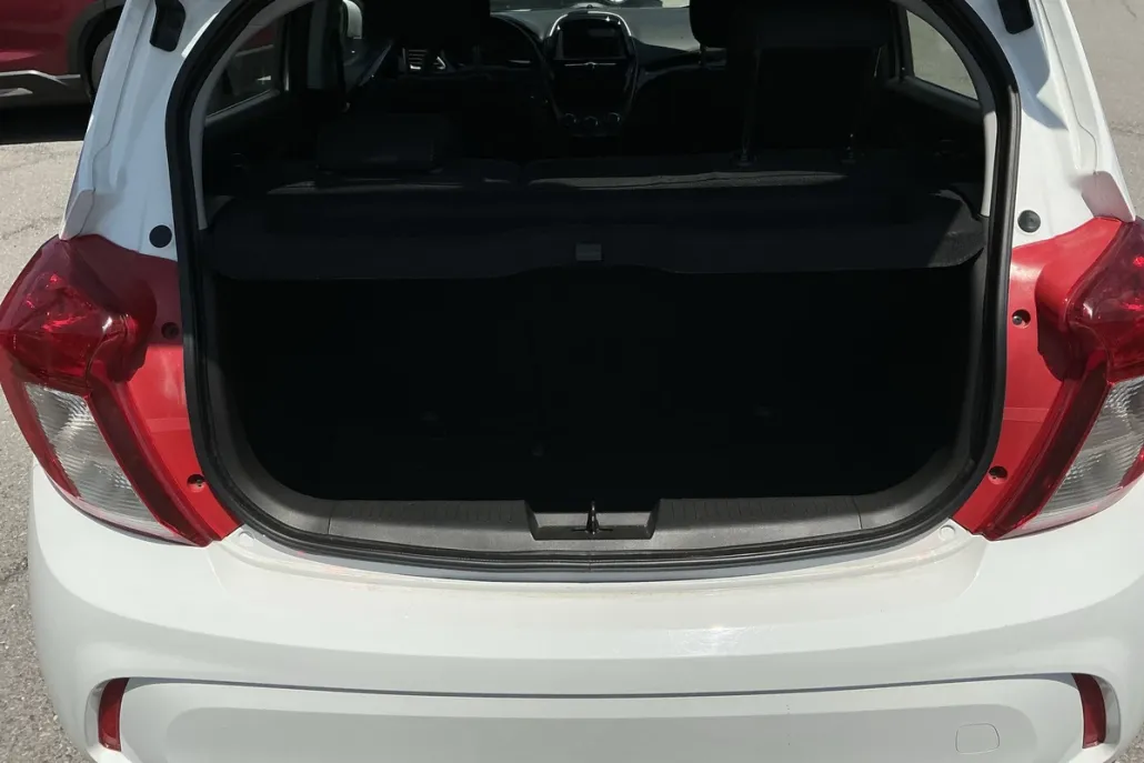 2020 Chevrolet Spark 1LT LT photo 1