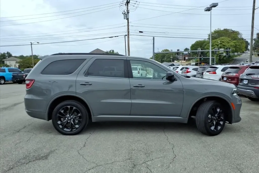 2023 Dodge Durango GT photo 1