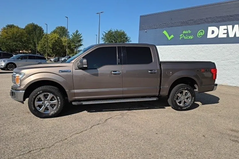 2019 Ford F-150 XLT photo 1