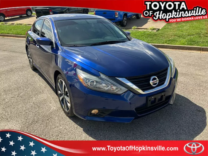 2017 Nissan Altima 2.5 SR photo 1
