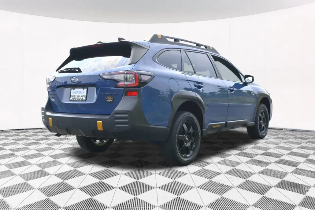 2022 Subaru Outback Wilderness photo 1