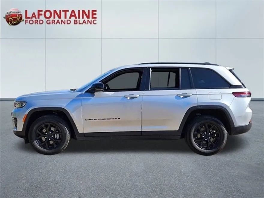 2024 Jeep Grand Cherokee Altitude X photo 1