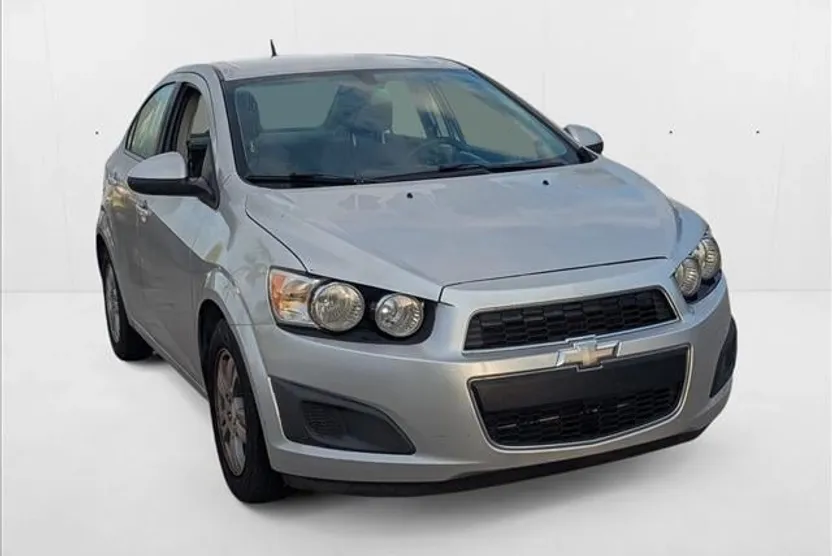 2014 Chevrolet Sonic LT photo 1