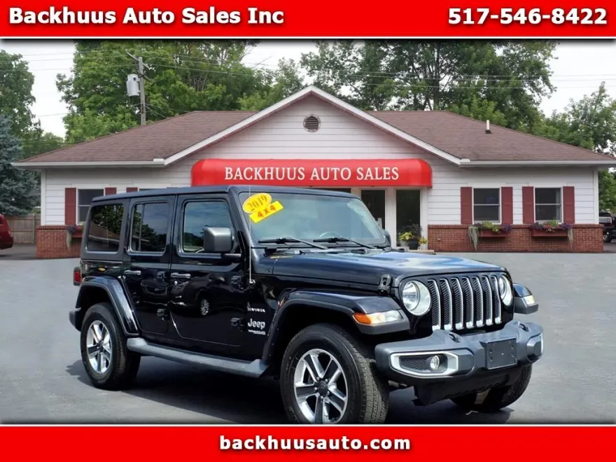 2019 Jeep Wrangler Unlimited Sahara photo 1