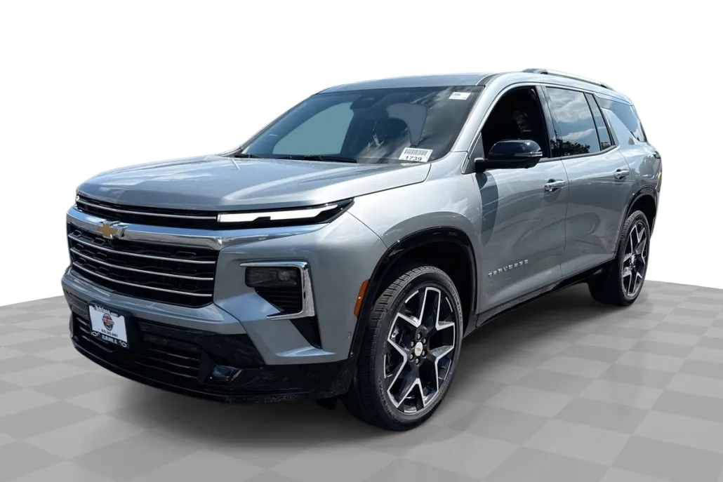2026 Chevrolet Traverse High Country photo 1