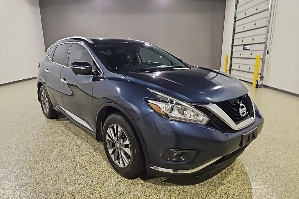 2015 Nissan Murano SL photo 1