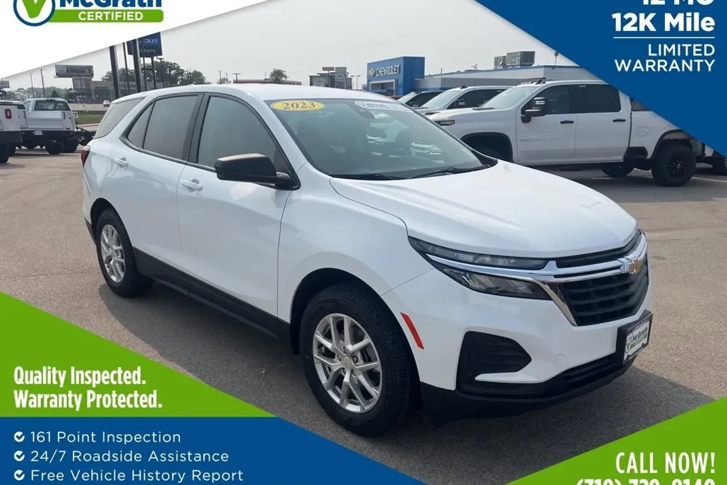2023 Chevrolet Equinox LS photo 1